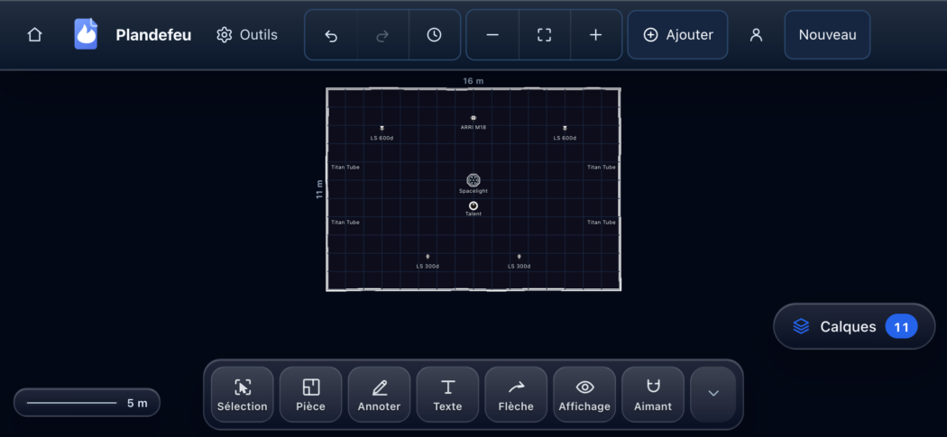 Plandefeu on a phone in landscape: the same lighting plot, readable on set